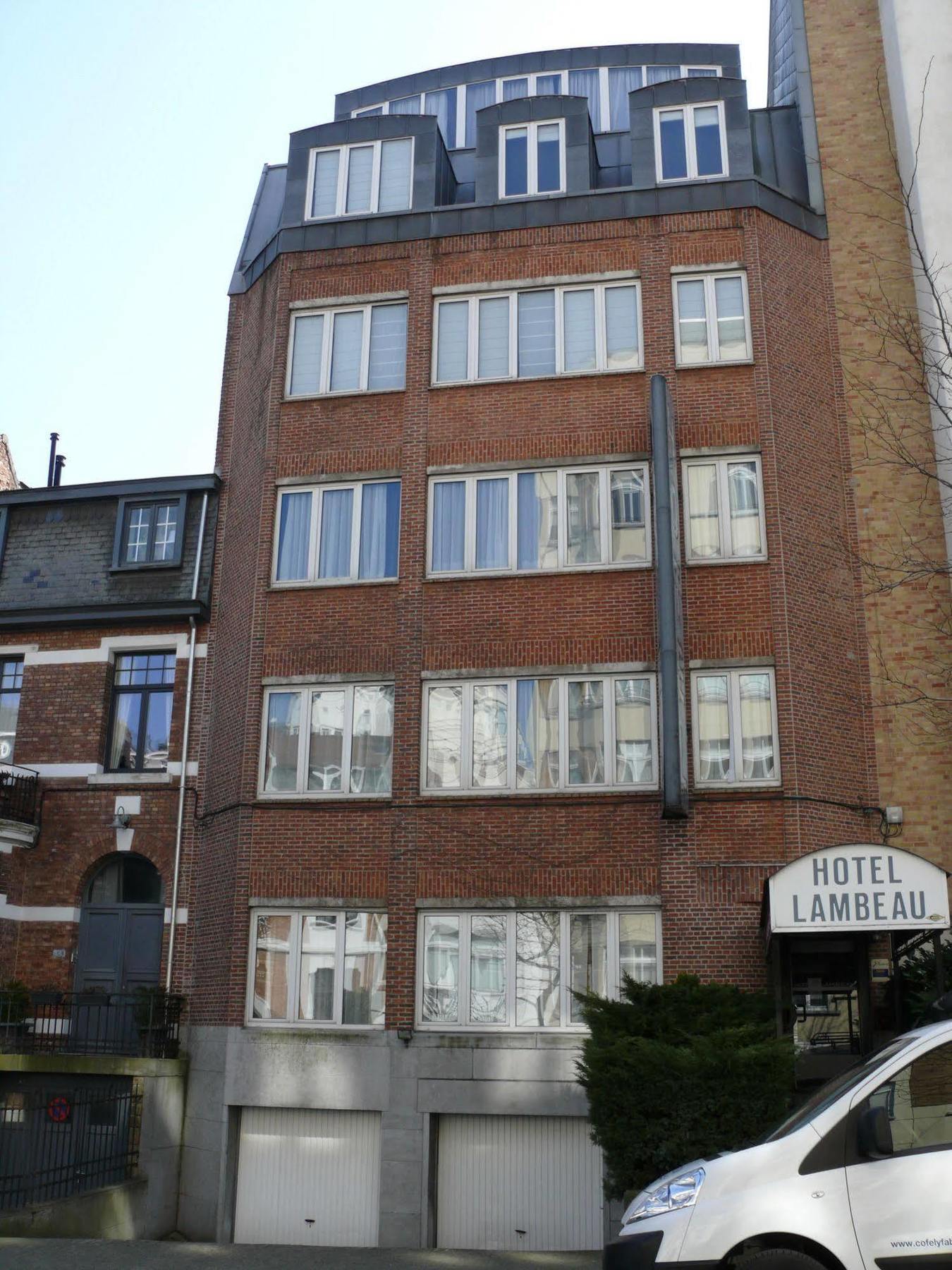Hotel Lambeau Etterbeek Екстериор снимка