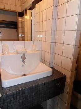Hotel Lambeau Etterbeek Екстериор снимка